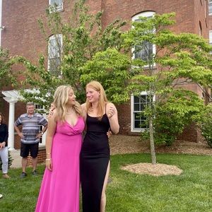 Meet your Posher, Nora